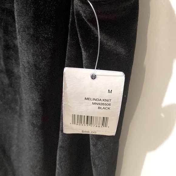 Tahari velvet zip up vest top - Picture 3 of 4